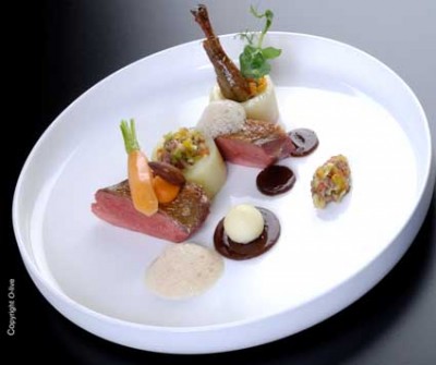 Recipe for young Anjou pigeon with plum kernel oil by the Belgian chef Stéphane Lefebvre